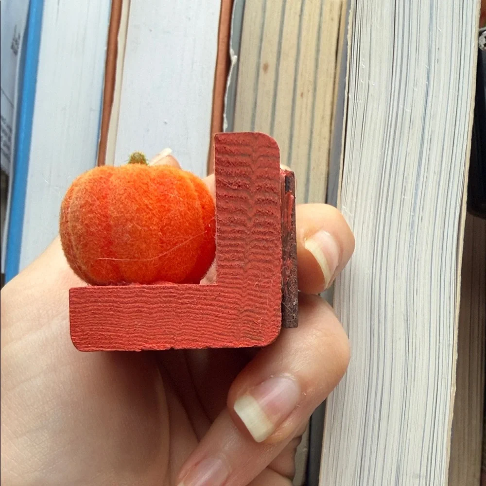 Orange Pumpkin Magnet Decor
